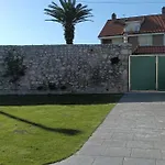 Casa Rosamunda Con Gran Jardin Y Cerca Del Mar