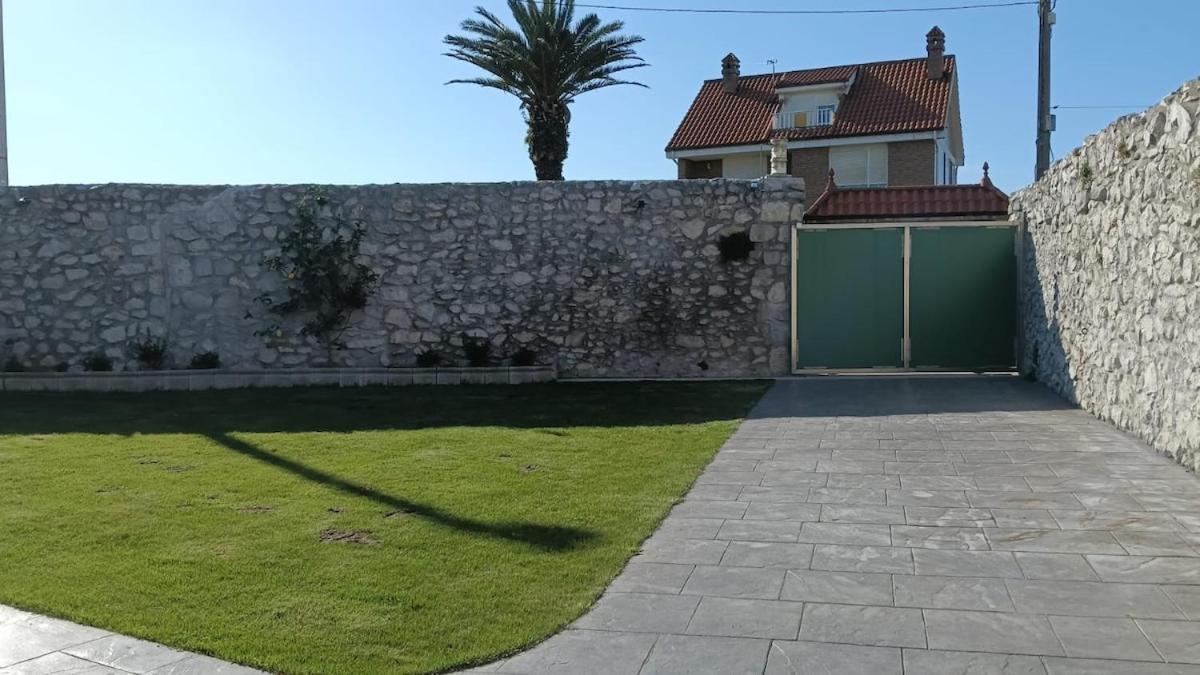 Casa Rosamunda Con Gran Jardin Y Cerca Del Mar Сasa de vacaciones Santander